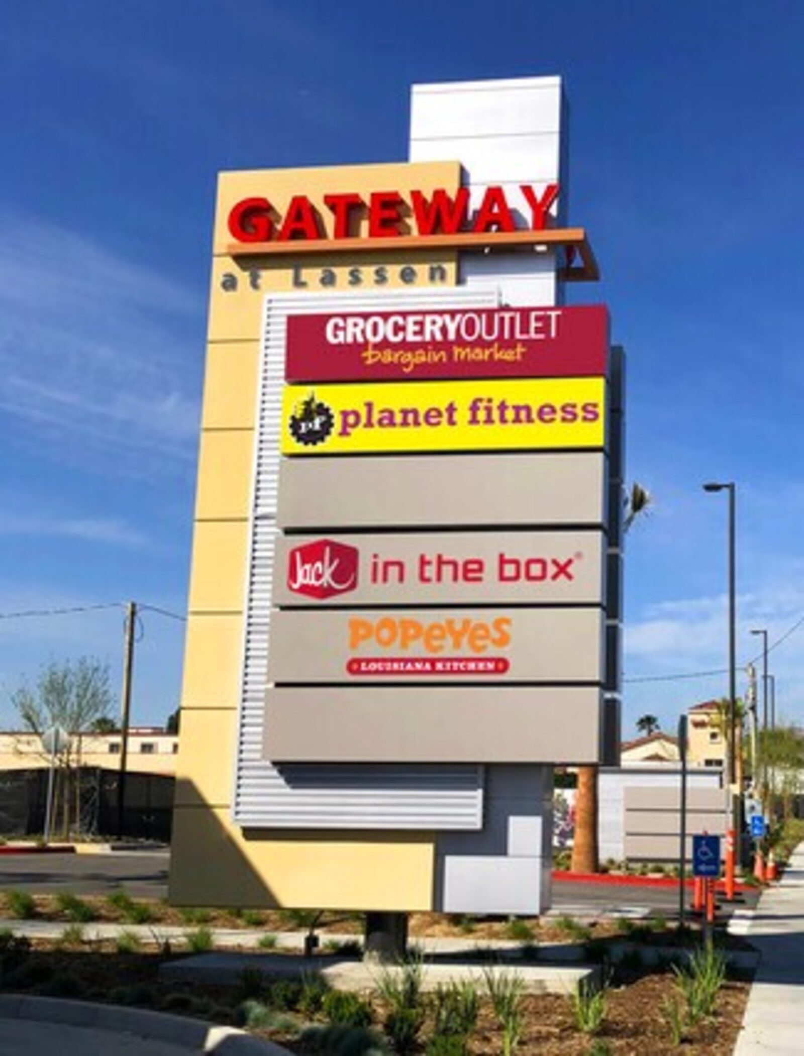 Gateway at Lassen Shopping Center in Chatsworth, CA (HRI Development